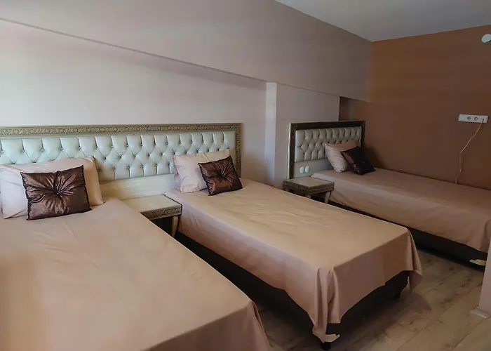 Mola Szálloda Ipsala